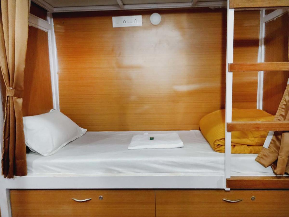 Mumbai Backpackers,Airport Hotel ภายนอก รูปภาพ