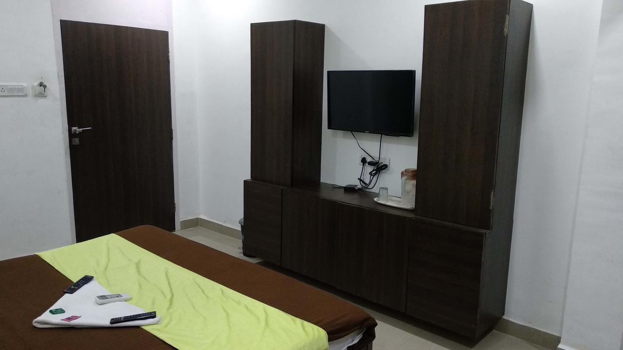 Mumbai Backpackers,Airport Hotel ภายนอก รูปภาพ